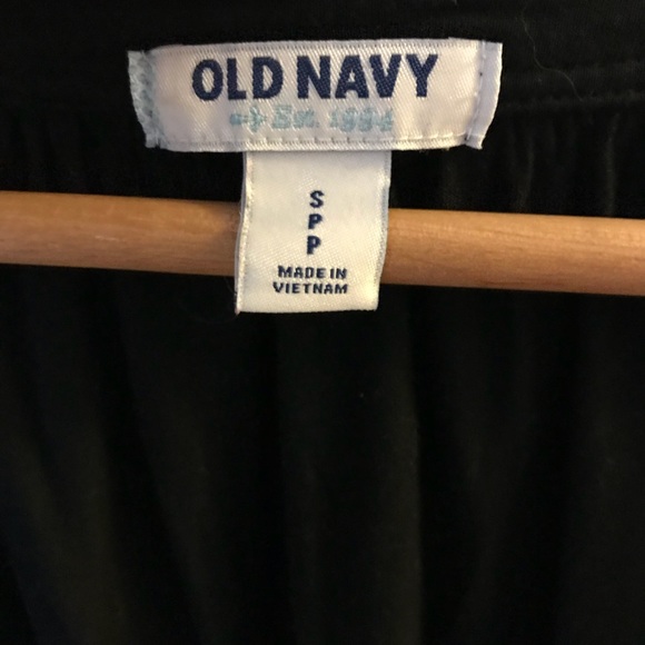 Black with Aztec pattern peasant top Old Navy - Picture 2 of 5